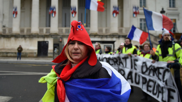 64% des Français soutiennent les Gilets jaunes et 77% jugent la mobilisation justifiée