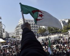 Algérie / Nouveau chant  patriotique: « De nos rues s’élèvent les voix libres »