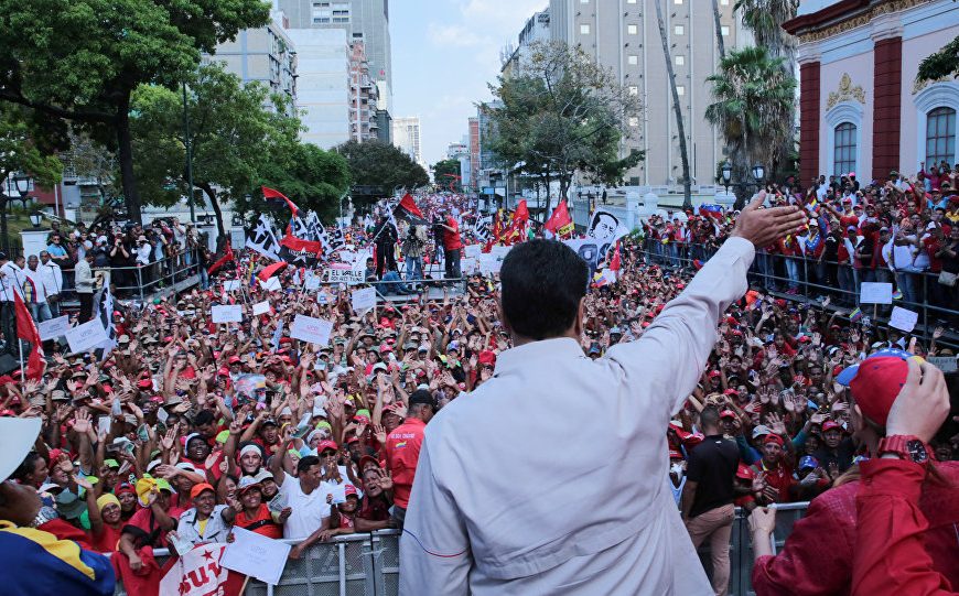 Maduro appelle les Vénézuéliens à dire «non» au coup d’État et aux États-Unis