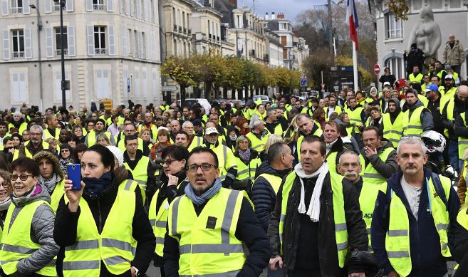 France / Gilets jaunes : faible mobilisation pour l’acte 27 qui marque les six mois de contestation