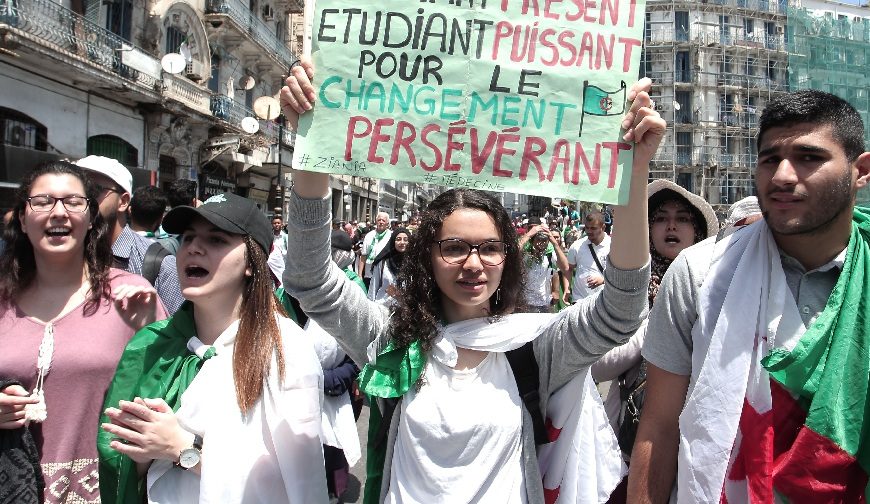 Peuple algérien et démocratie