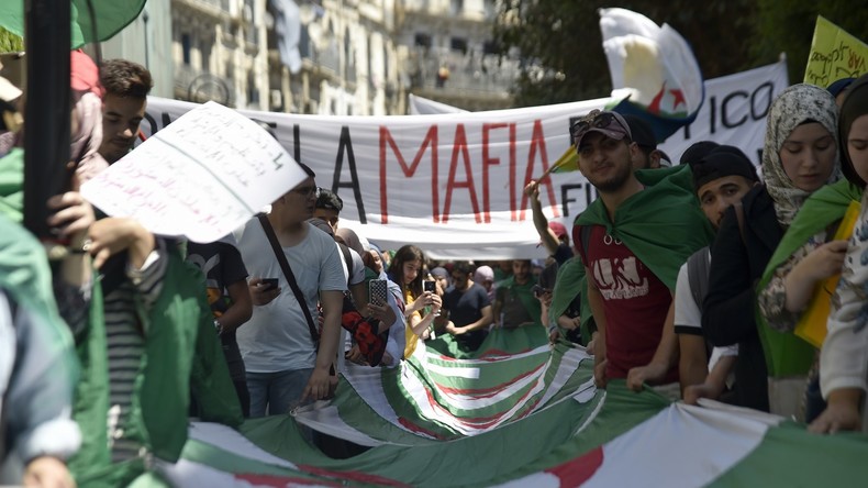 Algérie / Après des arrestations en série de personnalités, 17ème vendredi de mobilisation