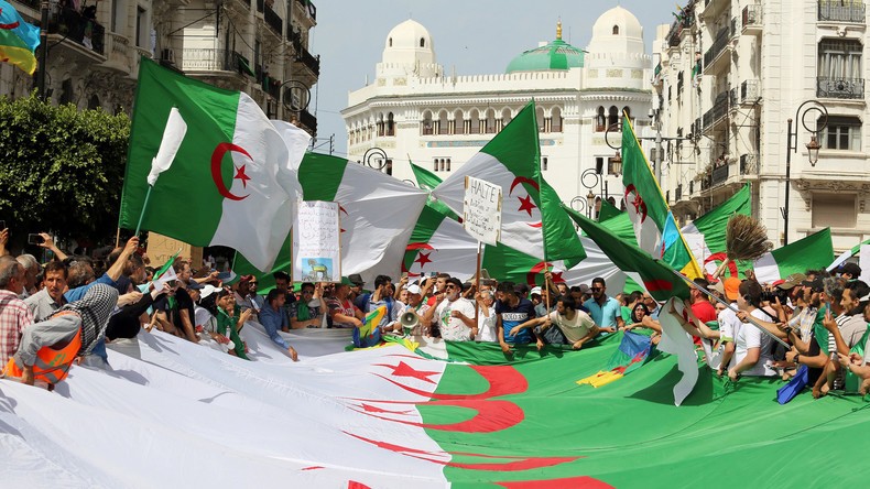 Algérie / le 20e vendredi de contestation coïncide avec le 57e anniversaire de l’indépendance