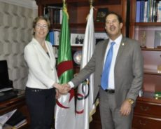 Coopération : Le président hongrois décore deux Algériens