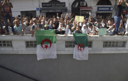 Algérie / Le chef d’un parti pro-Bouteflika, 1er candidat enregistré à la présidentielle