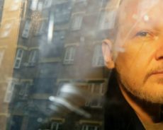 «Opération Hôtel»: comment les USA ont truffé de micros une ambassade étrangère pour traquer Assange