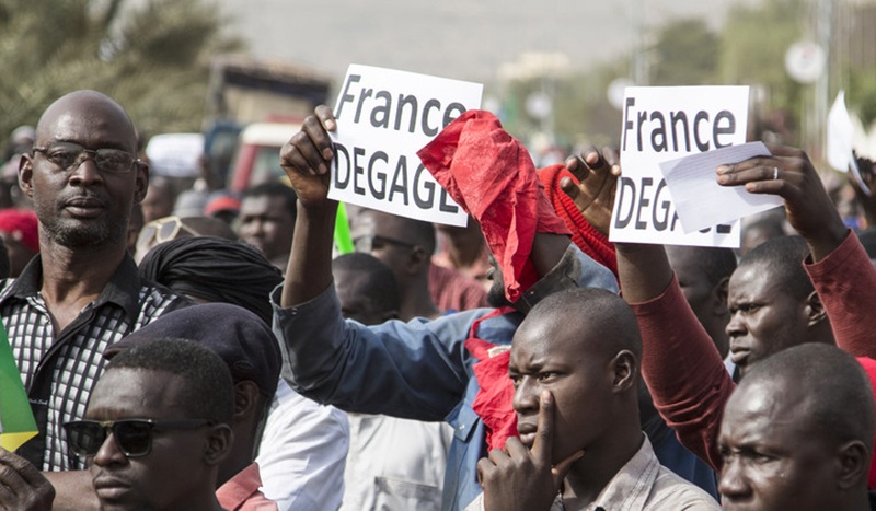 « France dégage » : rassemblement au Mali contre la présence française