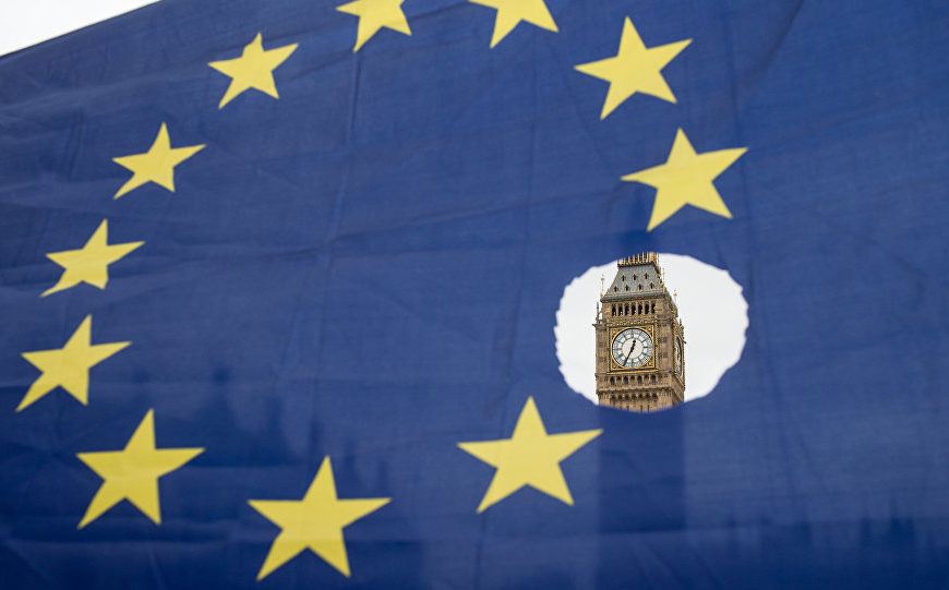 France / François Asselineau: «on se réjouit que la démocratie fonctionne encore au Royaume-Uni»