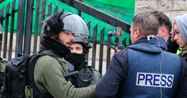 L’occupation continue ses crimes contre les médias palestiniens pour cacher la vérité