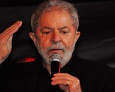 « La vérité vaincra » assure dans son livre l’ancien président brésilien Lula