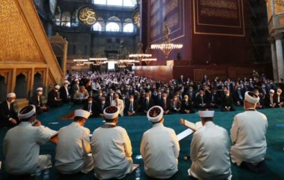 La transformation de Sainte-Sophie en mosquée, une provocation du gouvernement turc?
