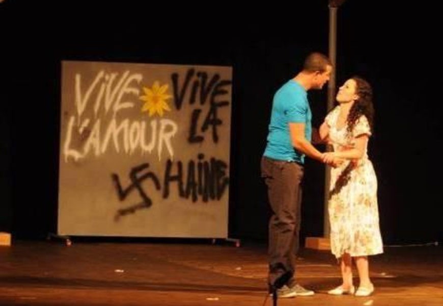 Aux artistes authentiques de théâtre algérien
