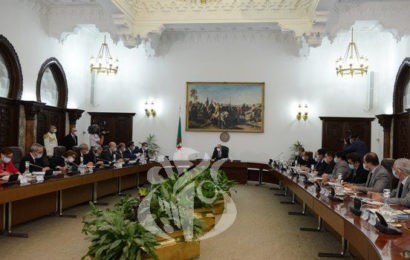 Algérie / Révision de la Constitution: Communiqué du Conseil des ministres