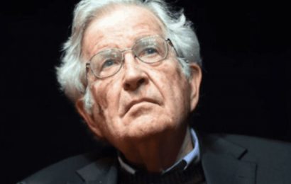 Procès Assange : Le témoignage de Noam Chomsky