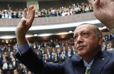 Turquie / Erdoğan ne souhaite plus être le nouvel empereur ottoman, mais devenir le calife