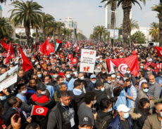 Crise politique en Tunisie : démonstration de force du parti islamiste Ennahdha