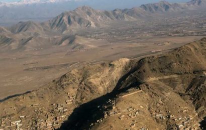 Les talibans assurent désormais contrôler 90% de la frontière afghane, la Russie confirme