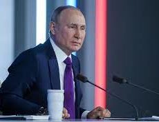 Vladimir Poutine tient sa grande conférence de presse annuelle