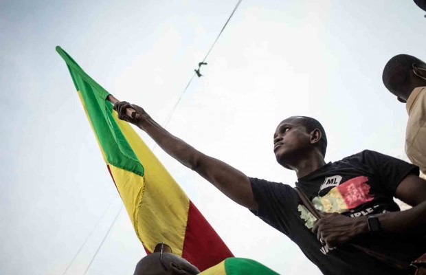 Le Mali à l’épreuve : les donneurs de leçons de la Cédéao sanctionnent