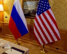 La Russie et les Etats-Unis se réunissent pour discuter de l’Europe… sans les Européens