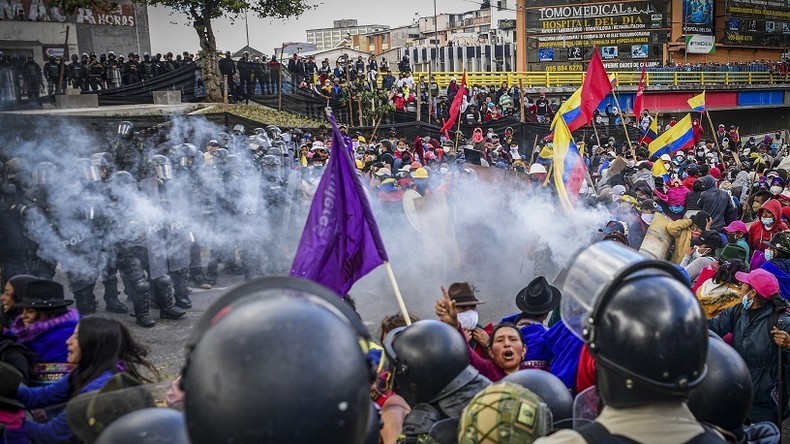 Equateur : la mobilisation indigène contre le gouvernement de Guillermo Lasso se durcit (VIDEOS)