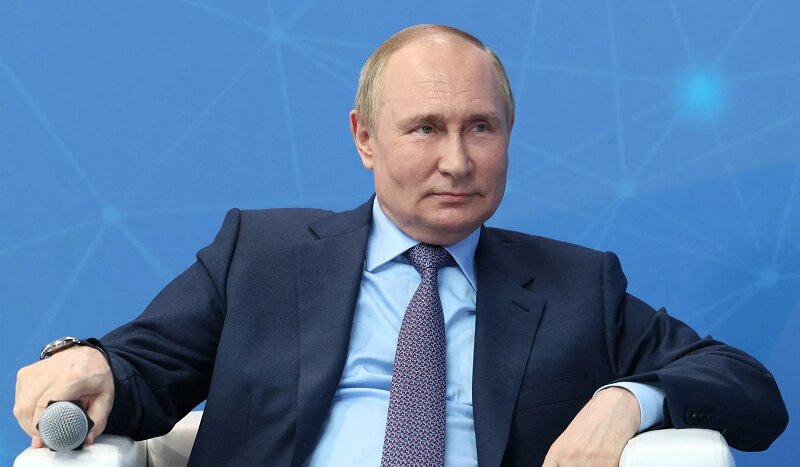 Vladimir Poutine annonce « une nouvelle ère… une nouvelle étape de l’histoire du monde »