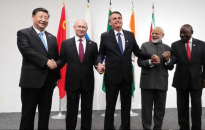 BRICS : La Russie et l’Inde liquident le dollar