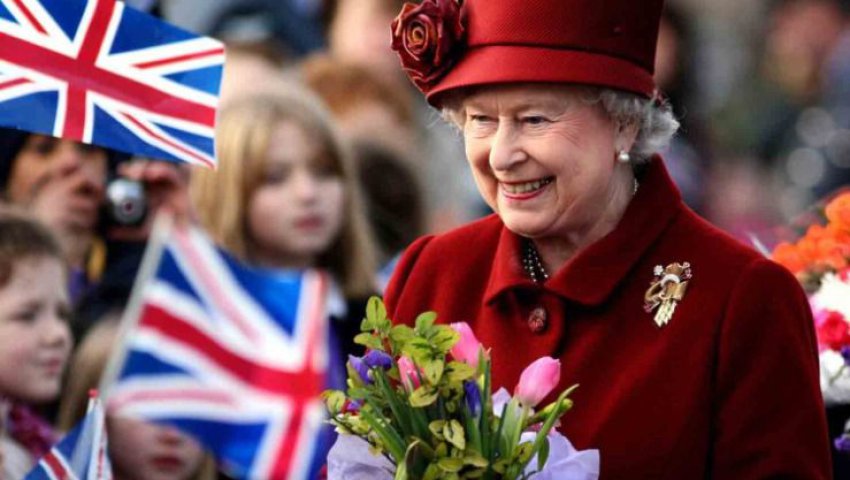 Elizabeth II, pilier du Commonwealth, a rendu les armes : la fin du XXe siècle actée