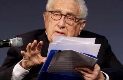 Kissinger explique comment éviter une troisième guerre mondiale