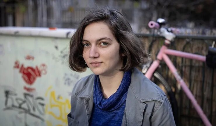 «Les gens disent que je suis naïve, antisémite & traître» : Une adolescente israélienne emprisonnée pour avoir refusé de s’enrôler