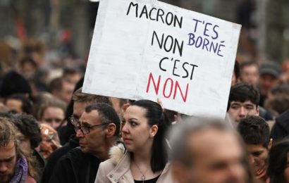 France : la crise politique est ouverte